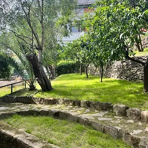 Apartment Blue Garden